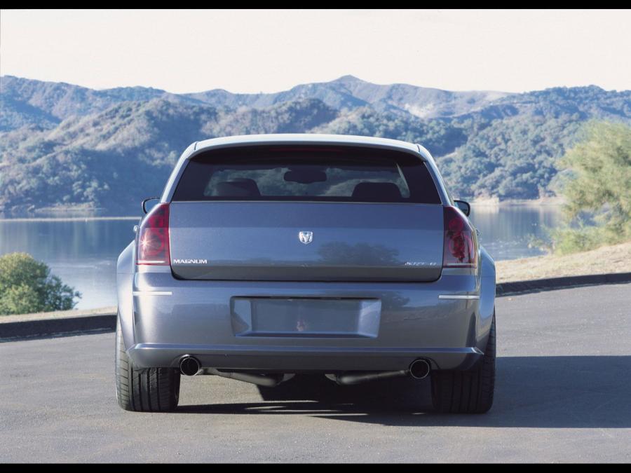  Dodge SRT8 Concept 2003 года  (фото 4 из 13)